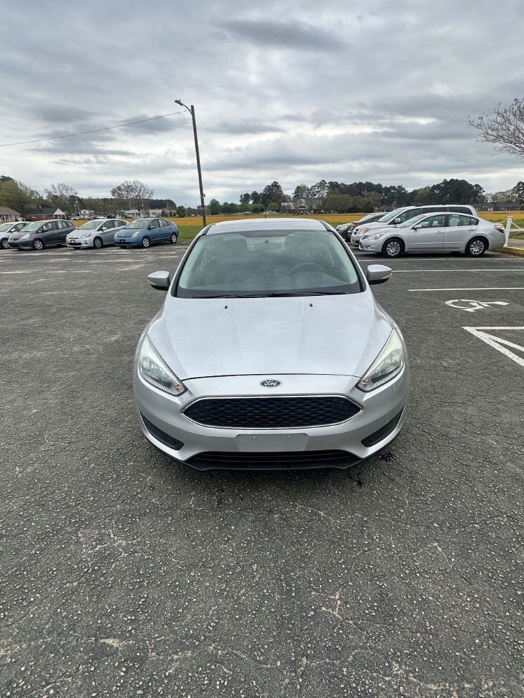 2015 Ford Focus SE Sedan