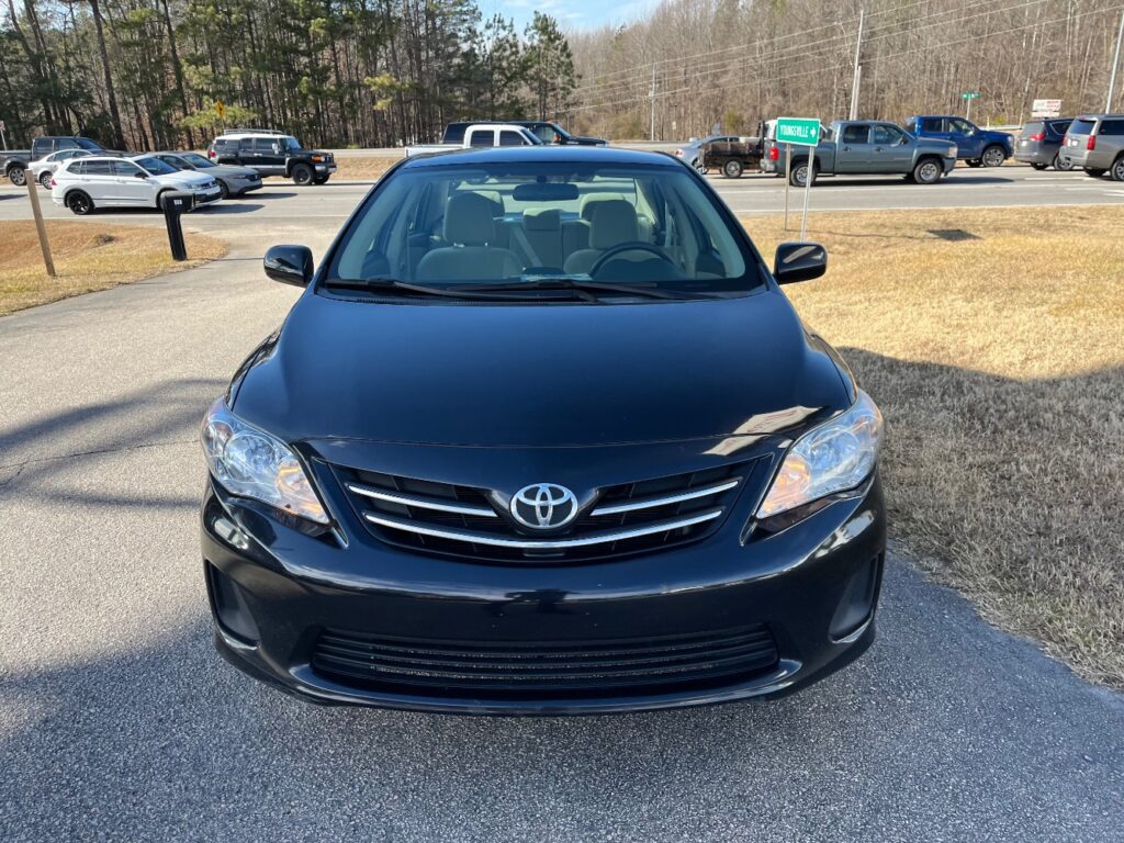 2013 TOYOTA COROLLA 4dr