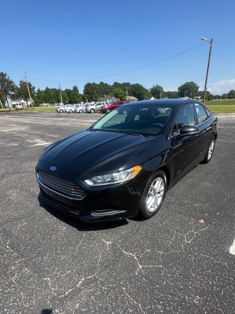 2014 Ford Fusion SE