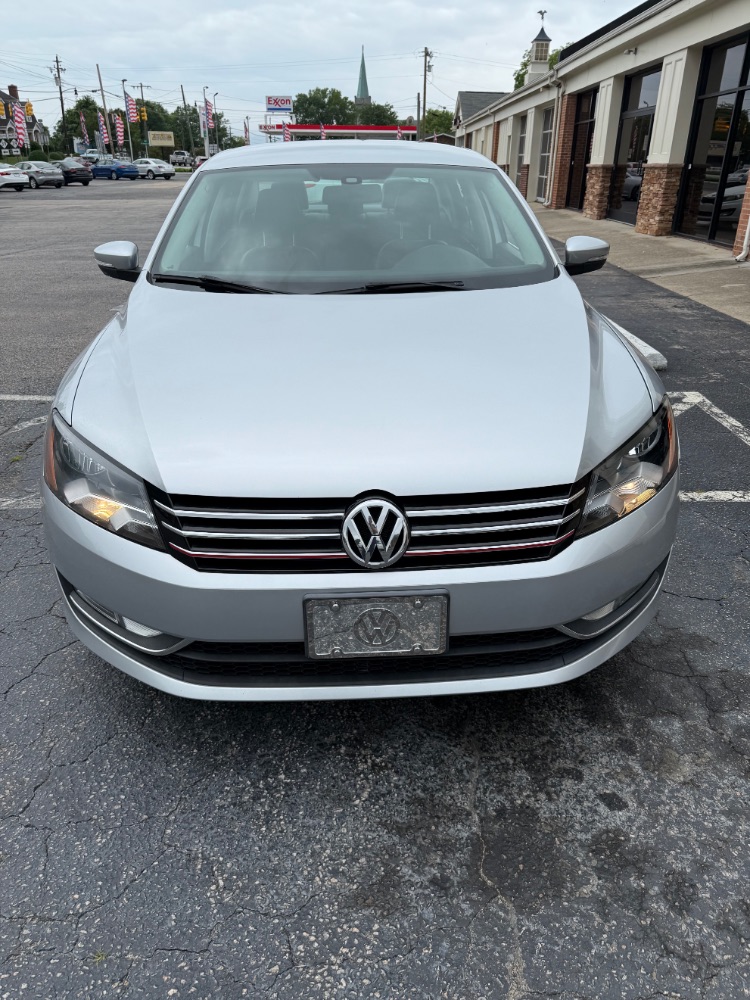 2015 Volkswagen Passat 1.8T Limited Edition