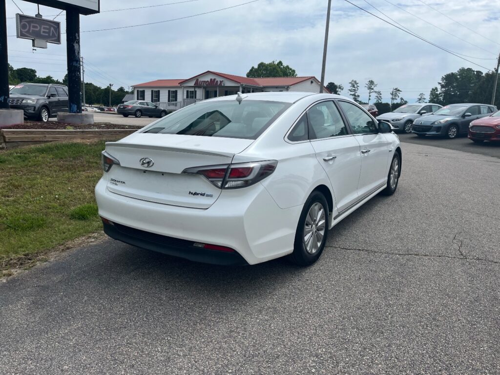 2016 Hyundai Sonata Hybrid Base
