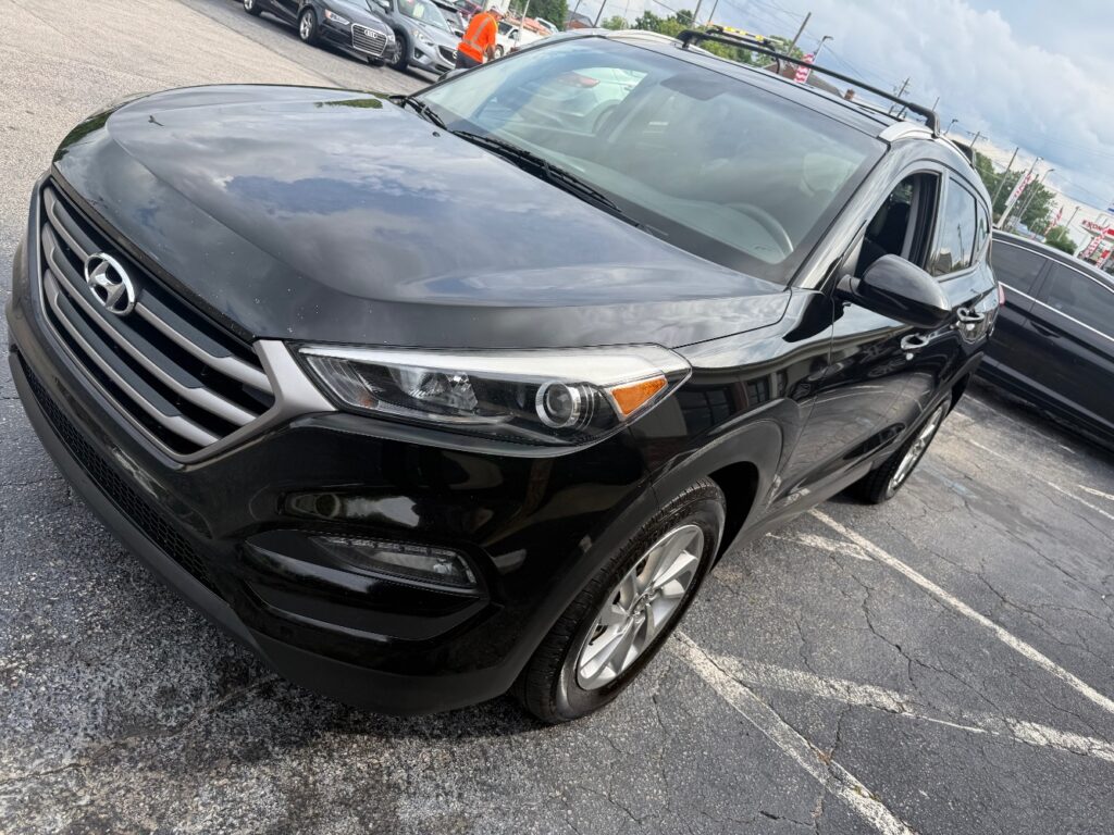 2016 Hyundai Tucson SE
