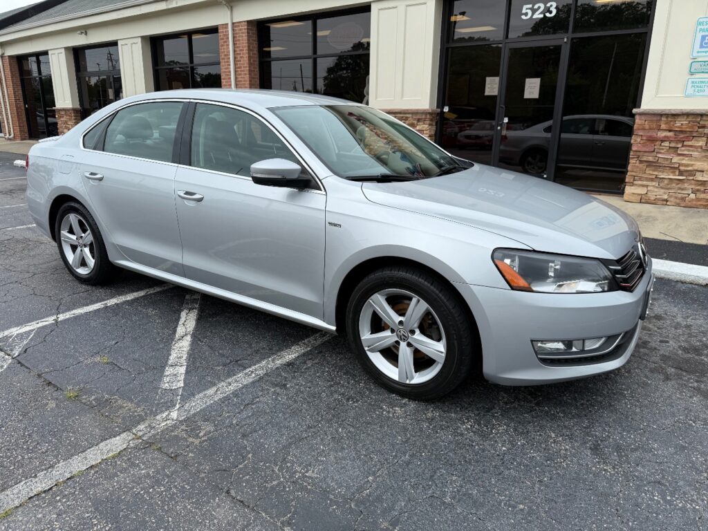 2015 Volkswagen Passat 1.8T Limited Edition