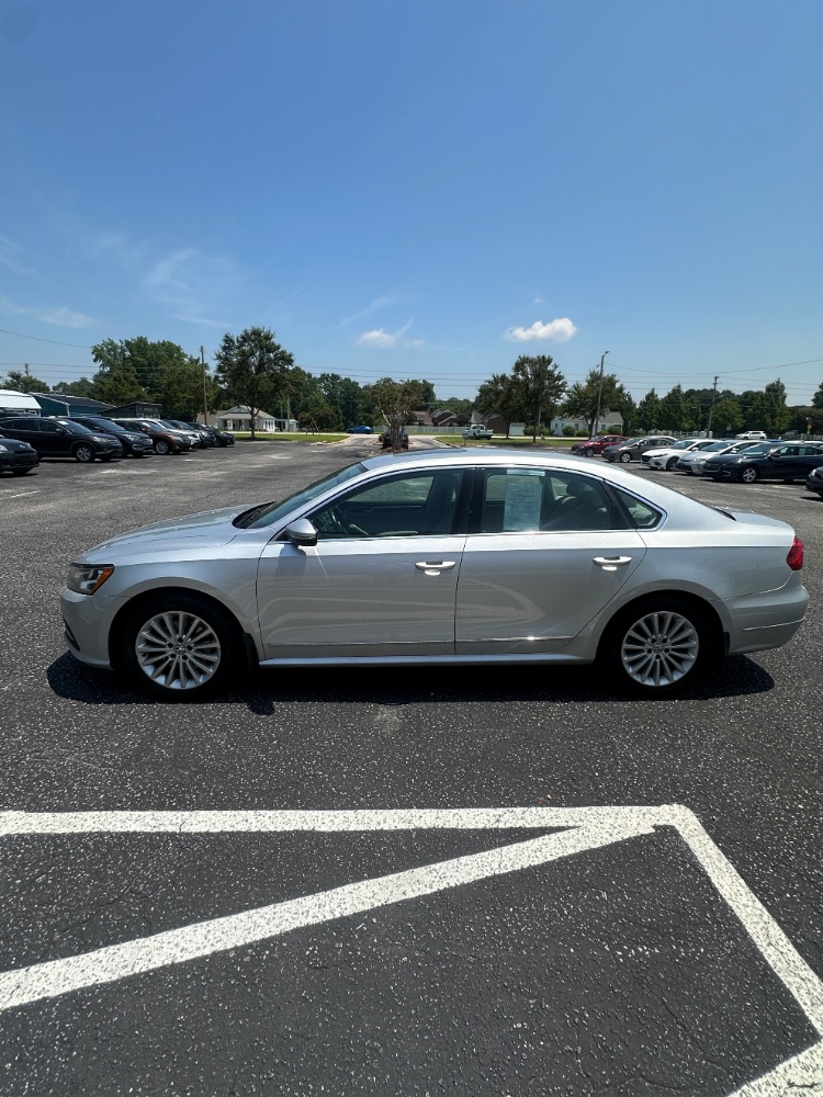 2016 Volkswagen Passat SE PZEV 6A