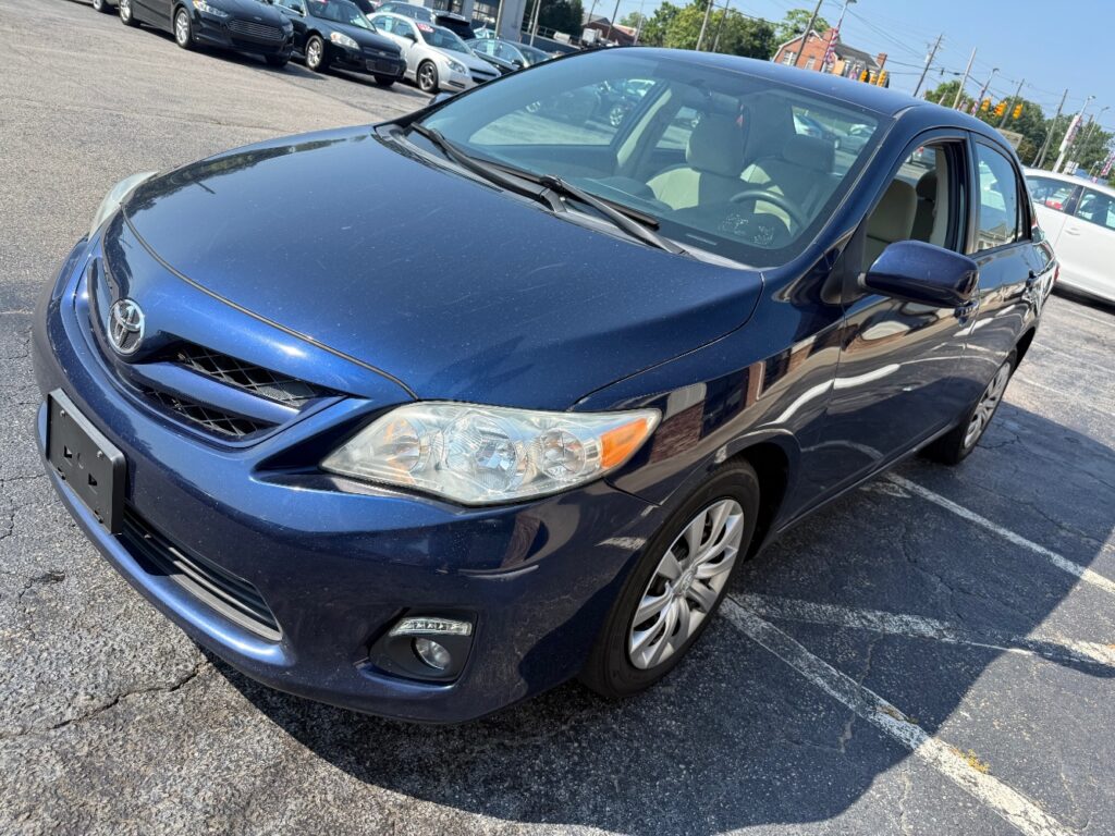 2012 Toyota Corolla LE 4-Speed AT