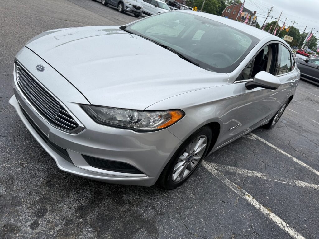 2017 Ford Fusion Hybrid SE