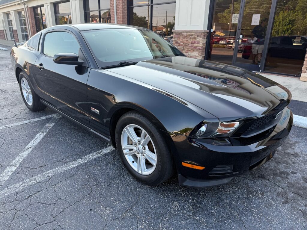 2012 Ford Mustang V6