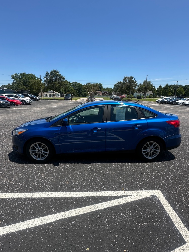 2018 Ford Focus SE Sedan