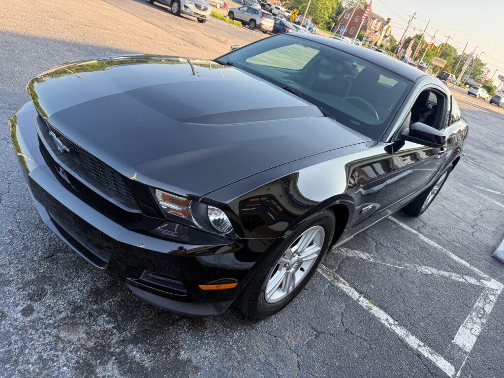 2012 Ford Mustang V6