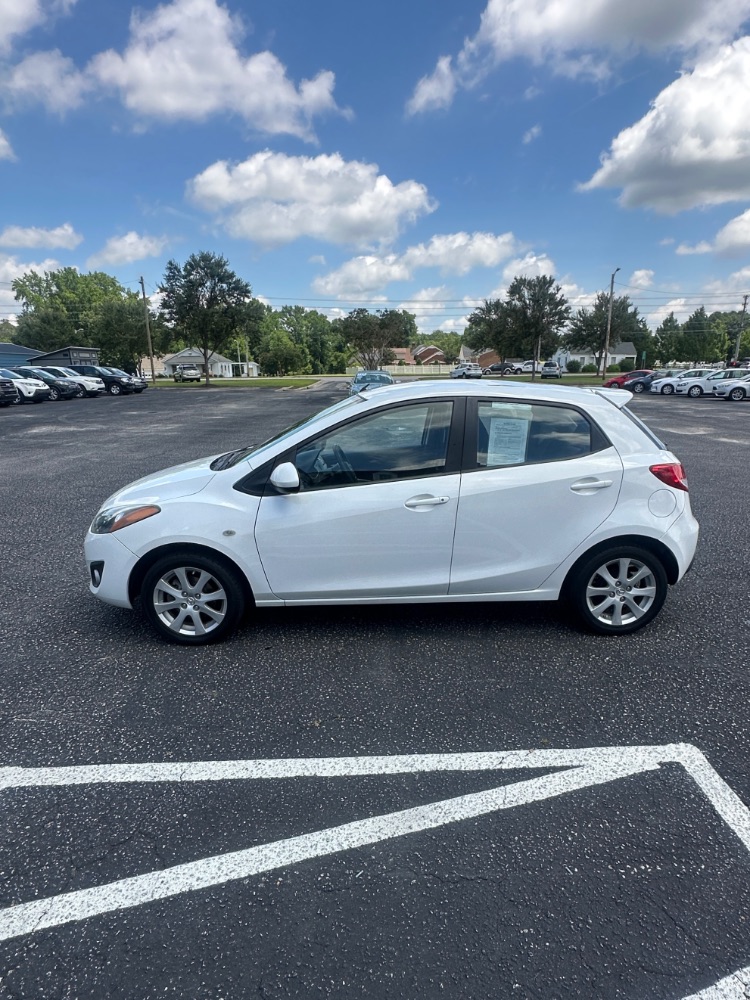 2011 Mazda Mazda2 Touring