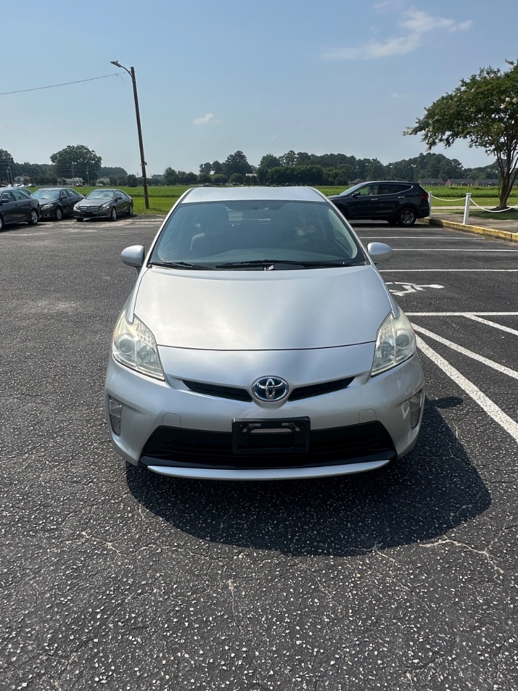 2014 Toyota Prius HATCHBACK 4 DR
