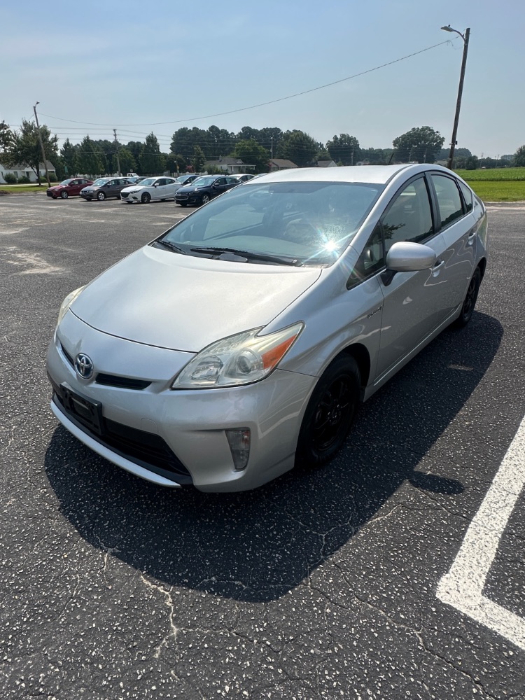 2014 Toyota Prius HATCHBACK 4 DR