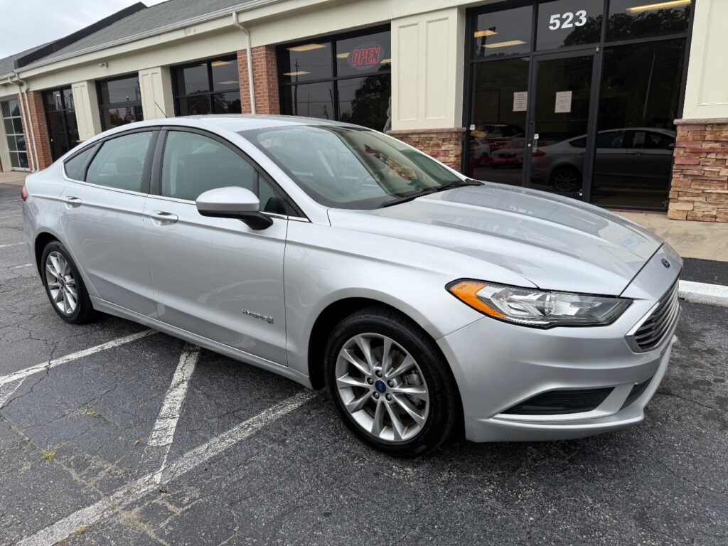 2017 Ford Fusion Hybrid SE