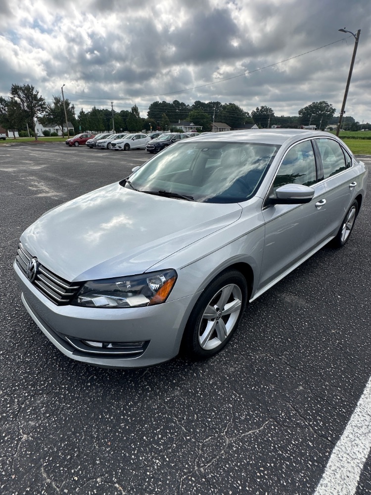 2015 Volkswagen Passat 1.8T Limited Edition