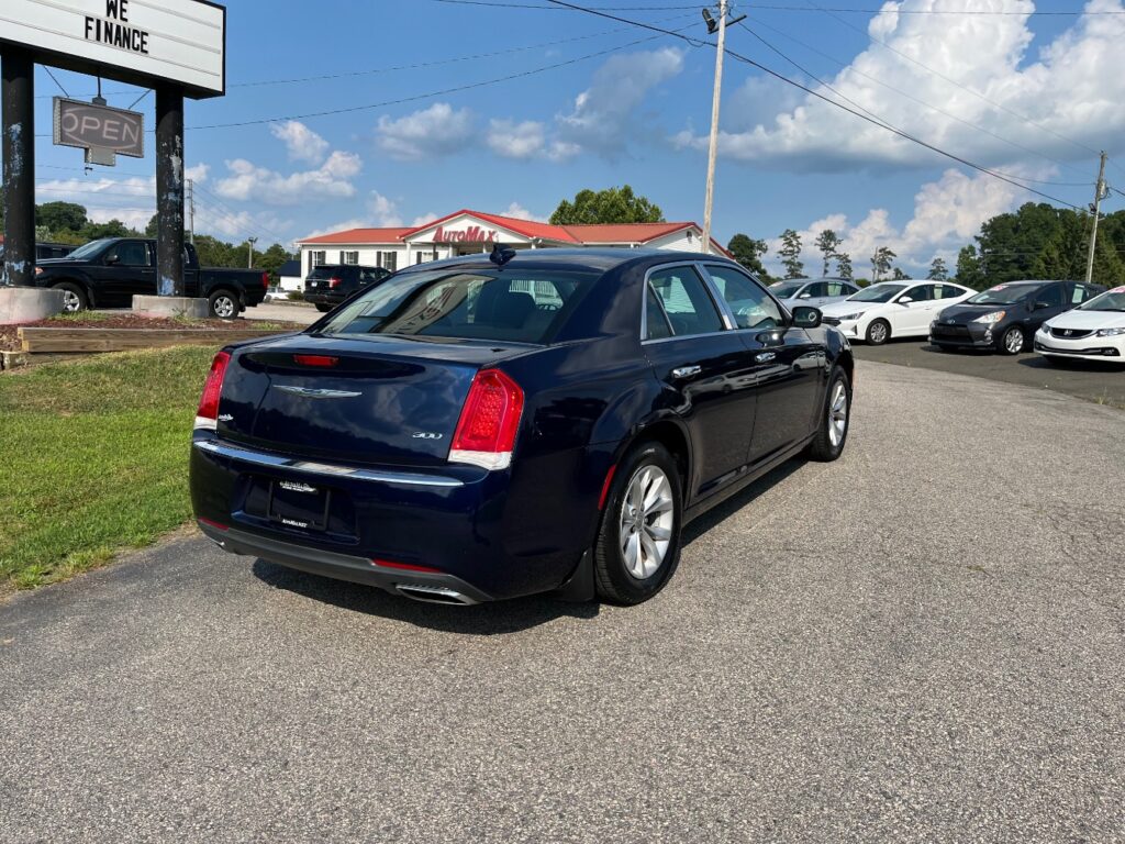 2015 Chrysler 300 Limited RWD