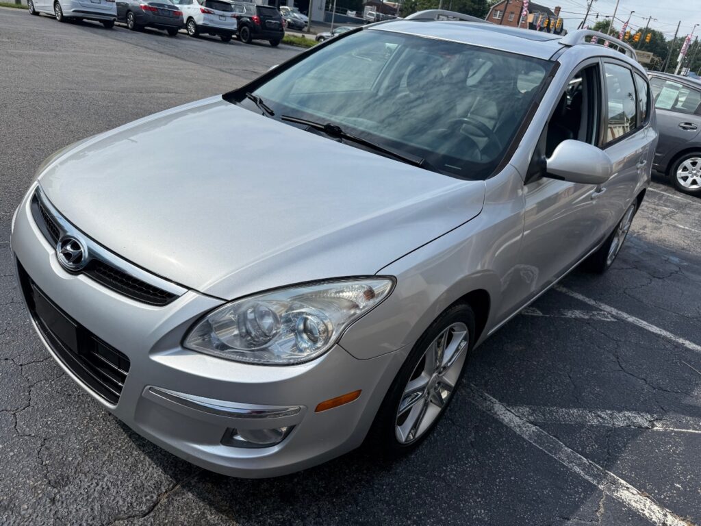 2011 Hyundai Elantra Touring SE