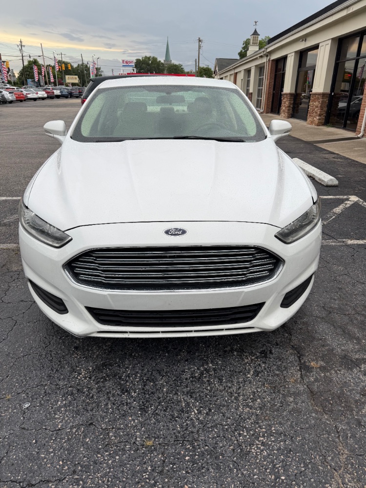 2015 Ford Fusion SE