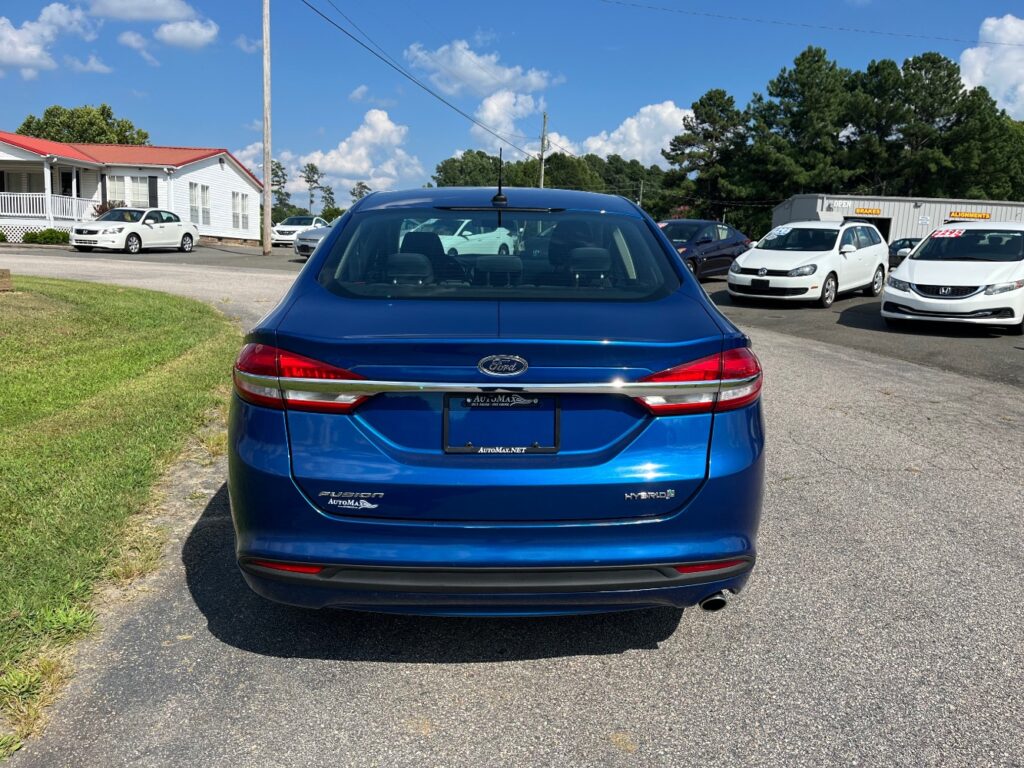 2017 Ford Fusion Hybrid SE