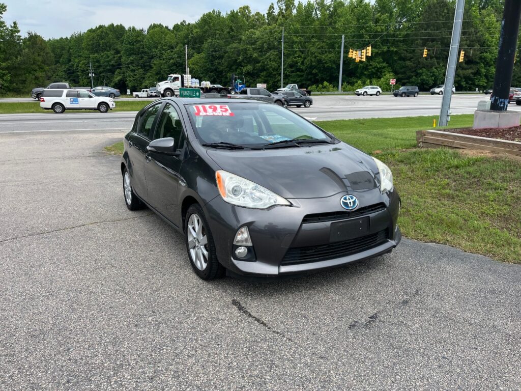 2012 Toyota Prius c C