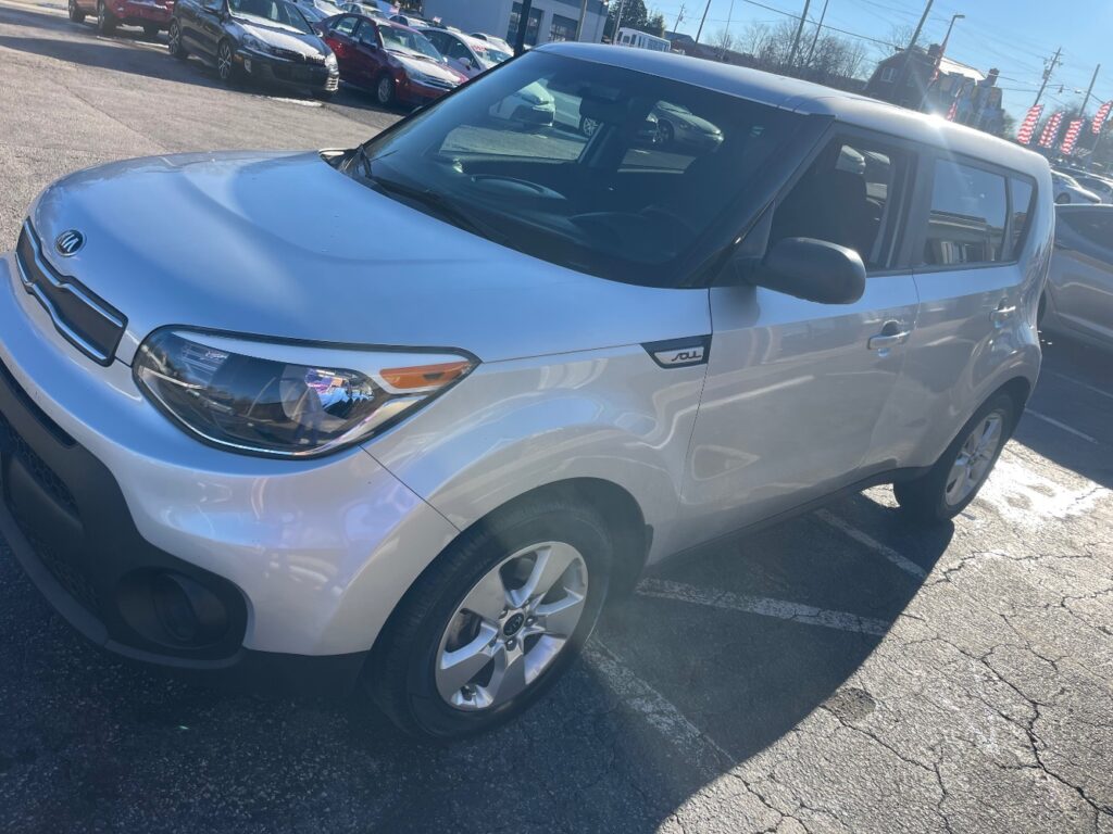 2017 Kia Soul Base 6A
