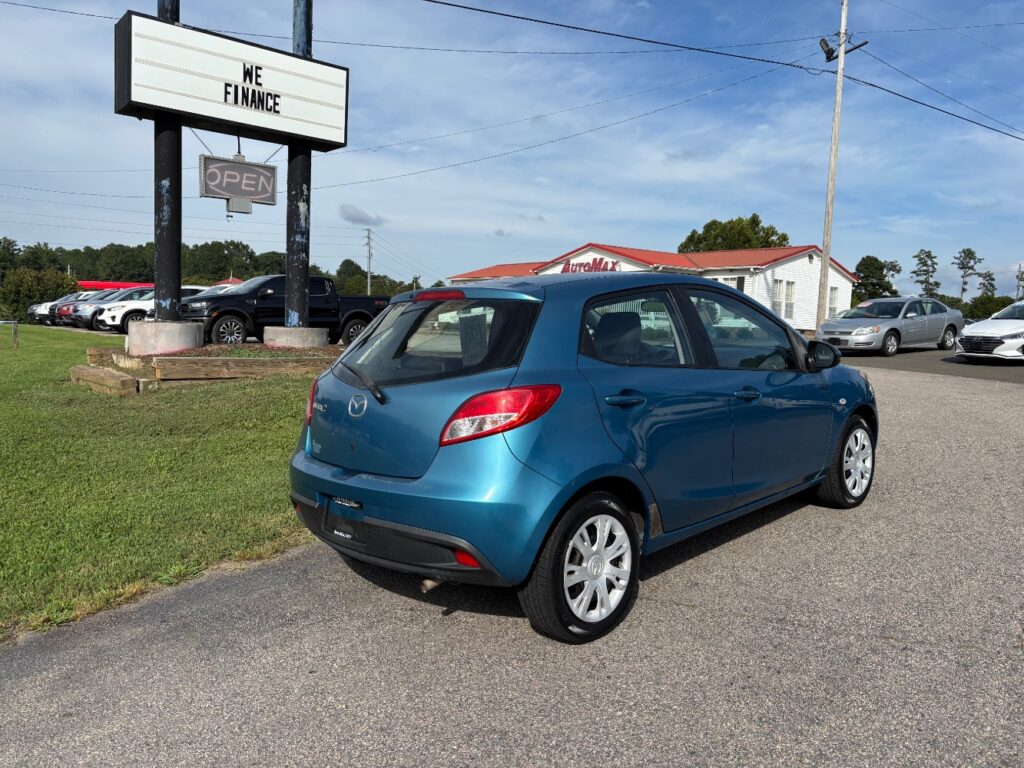2012 Mazda 2 Sport