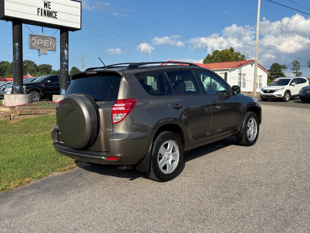 2011 TOYOTA RAV4 A4