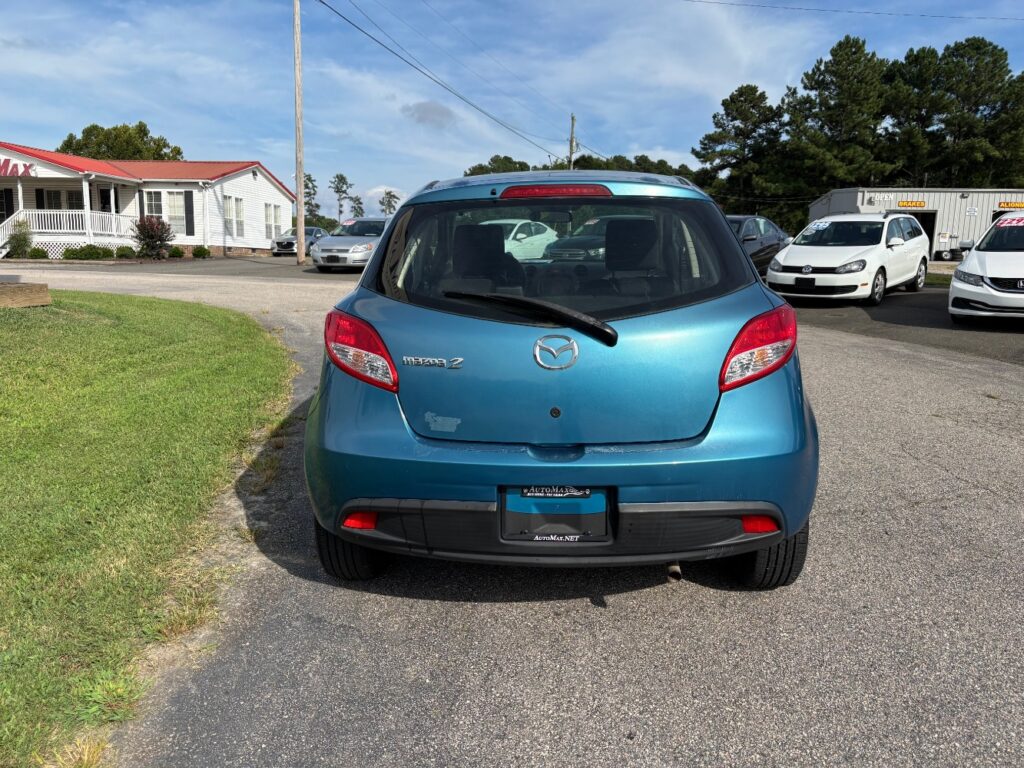 2012 Mazda 2 Sport