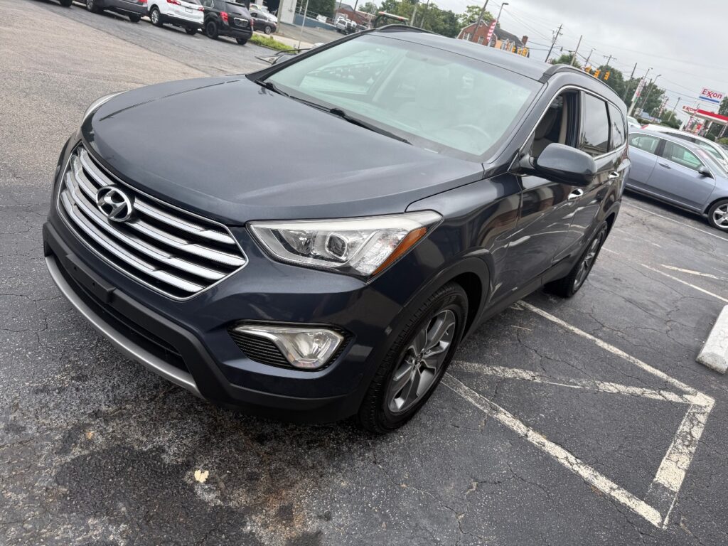 2016 Hyundai Santa Fe SE