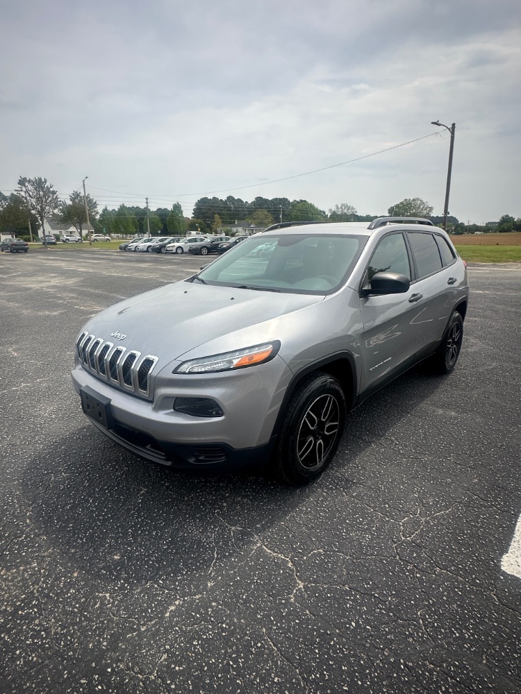 2016 Jeep Cherokee Sport