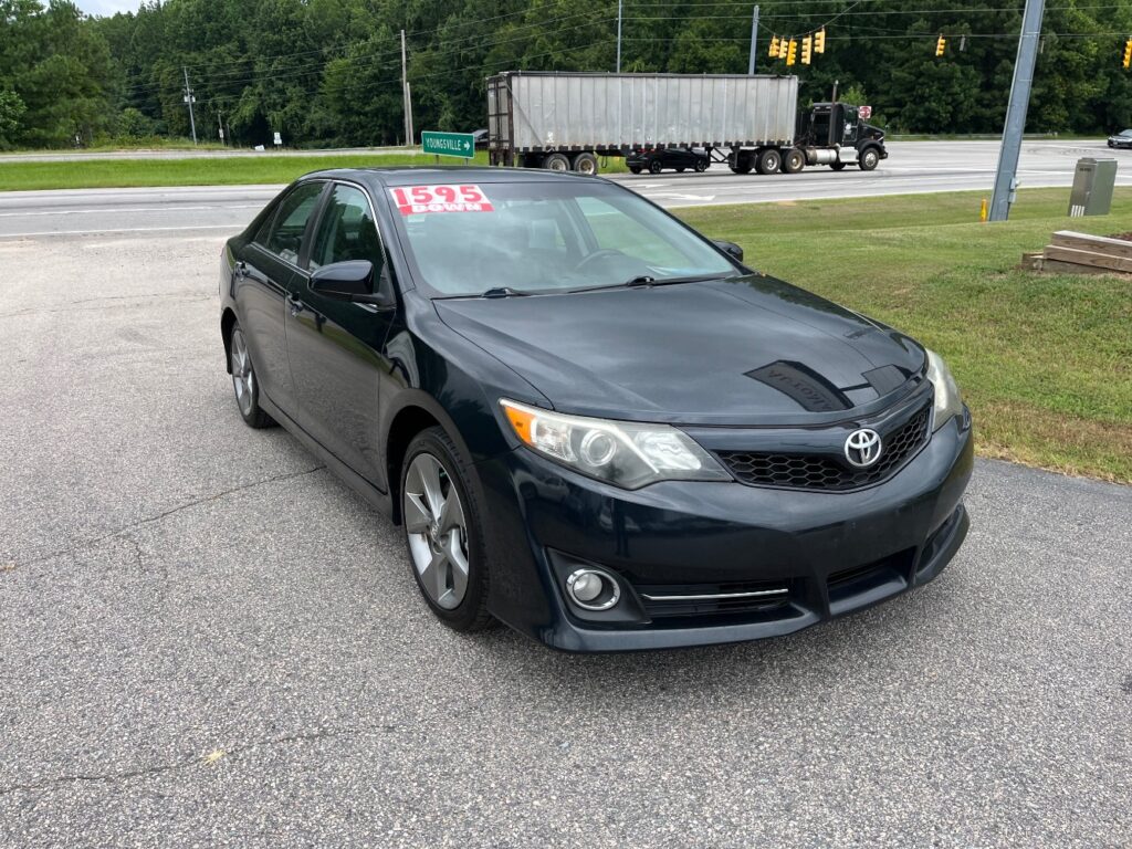 2014 Toyota Camry SE Sport