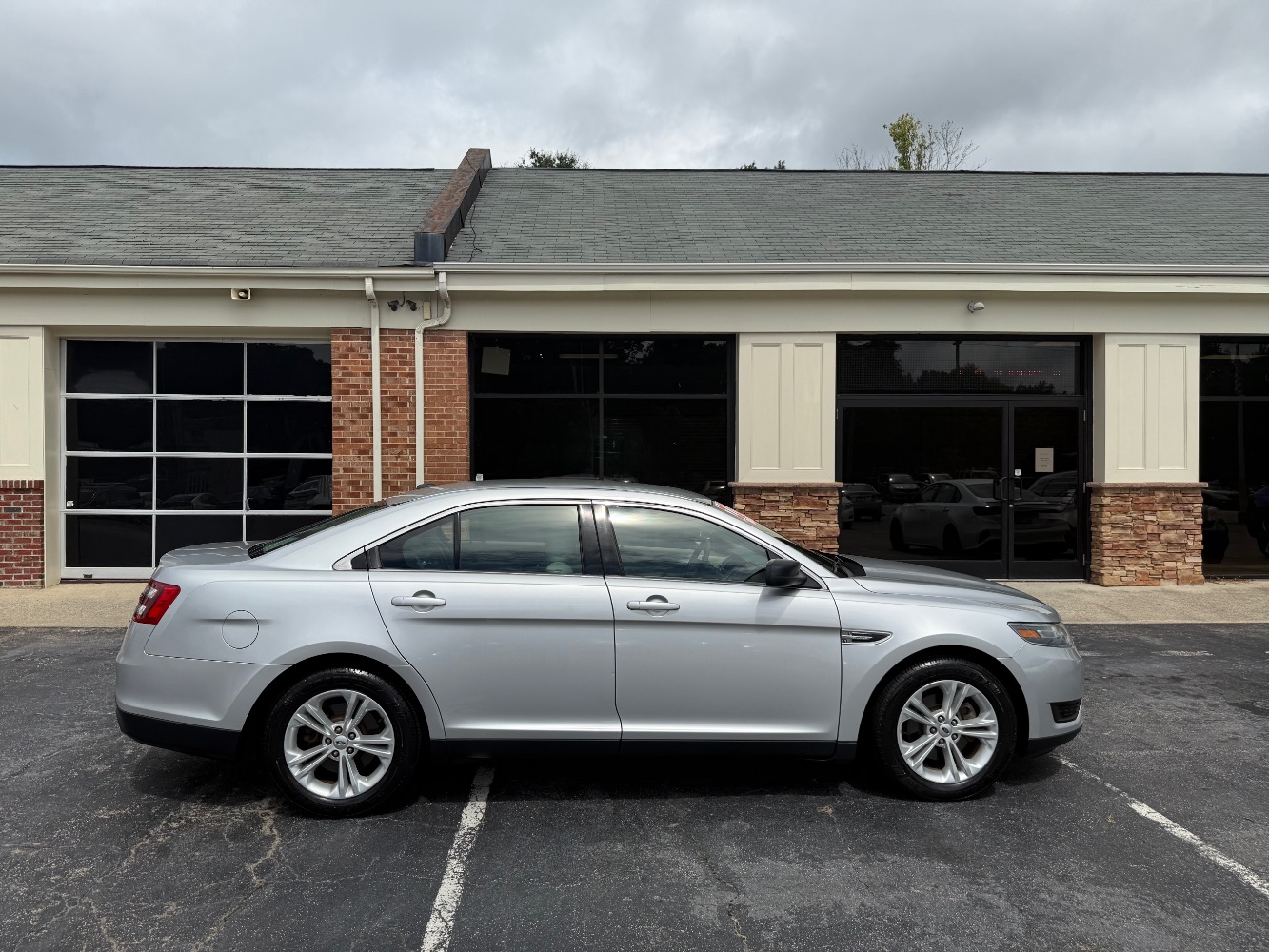 2017 Ford Taurus