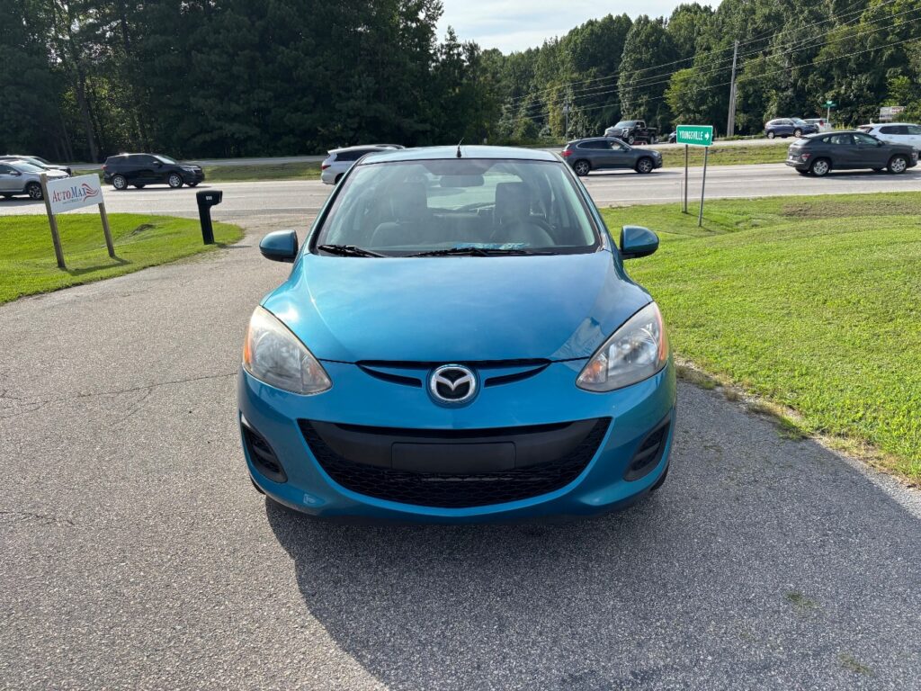 2012 Mazda 2 Sport