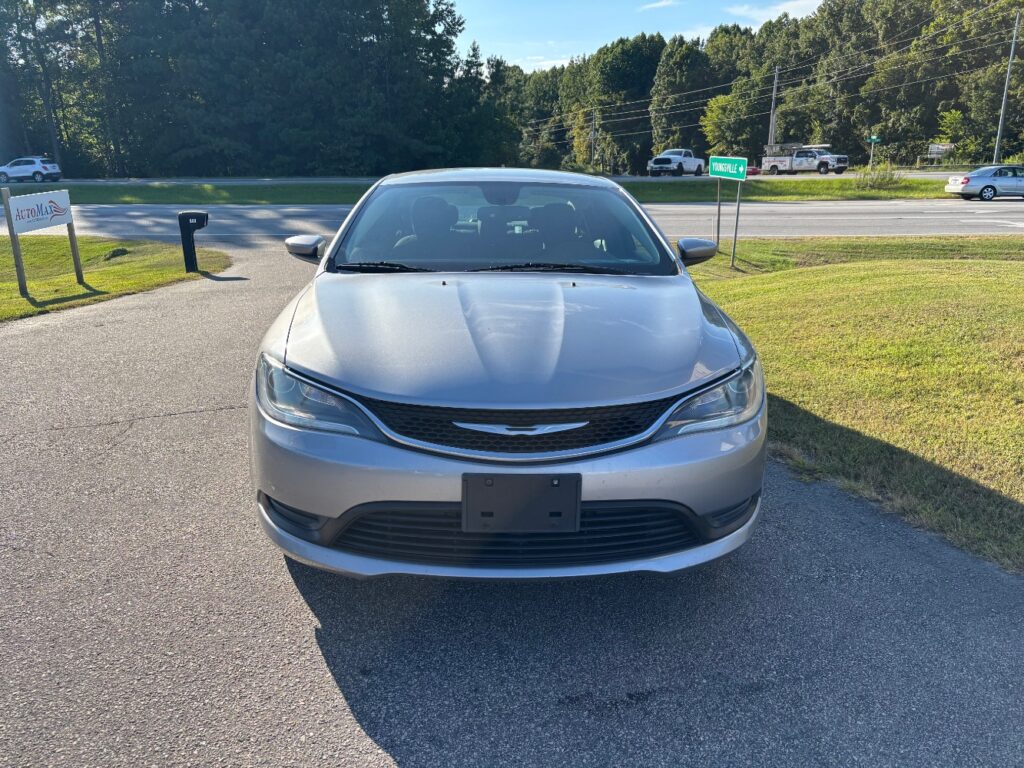 2017 Chrysler 200 LX
