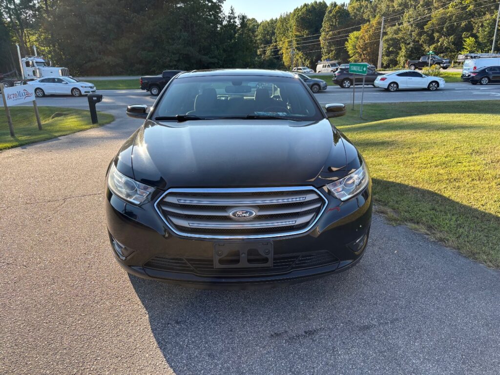 2013 Ford Taurus SEL