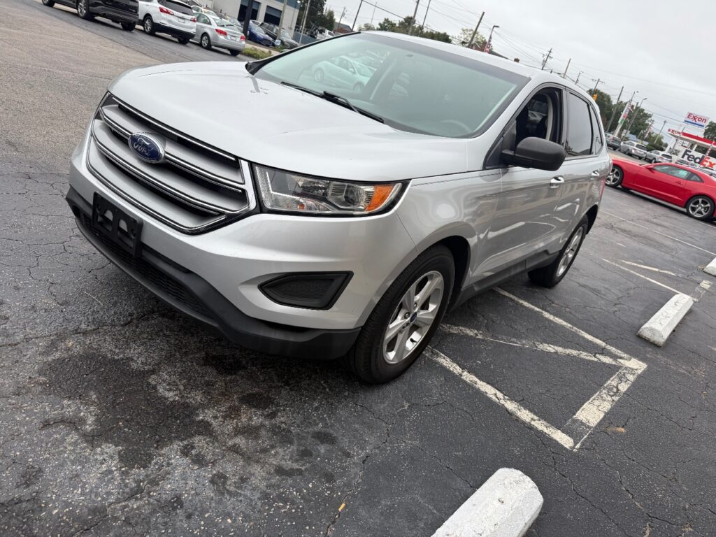 2018 Ford Edge SE