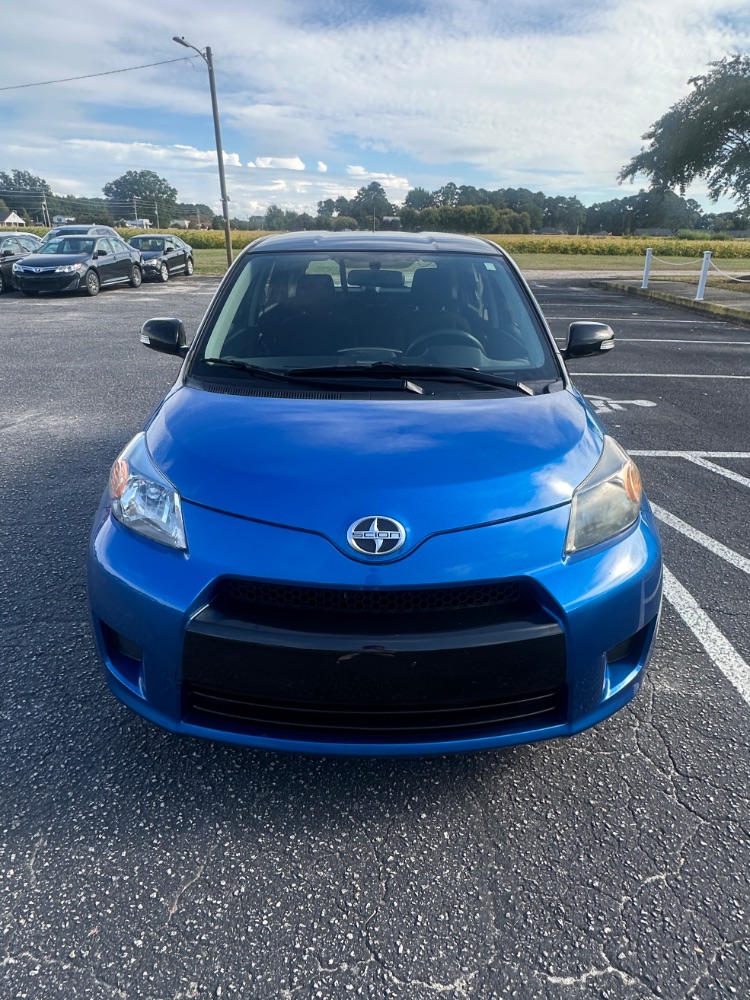 2013 Scion xD 5-Door Hatchback 4-Spd AT