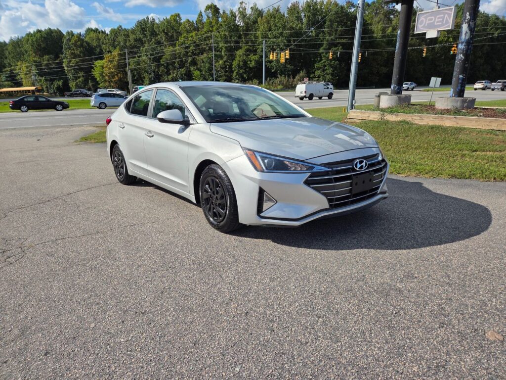 2019 Hyundai Elantra SE
