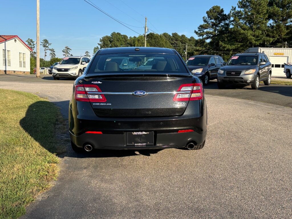 2013 Ford Taurus SEL