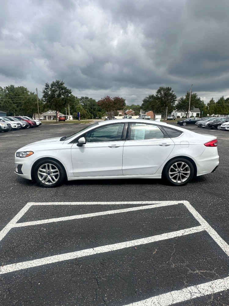2020 Ford Fusion Hybrid SE