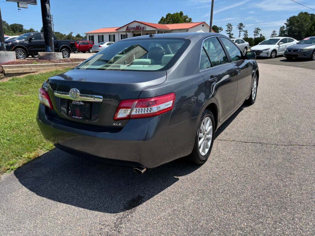 2010 Toyota Camry XLE