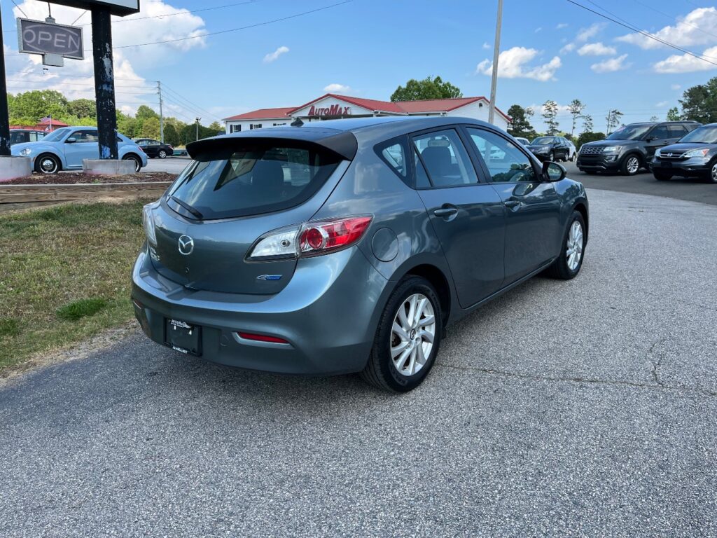 2013 Mazda 3 i Touring