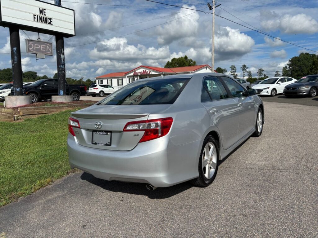 2012 Toyota Camry SE