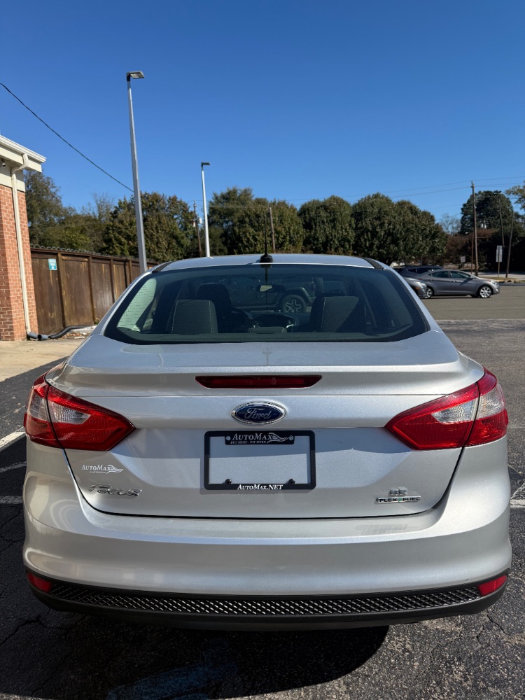 2014 Ford Focus SE Sedan
