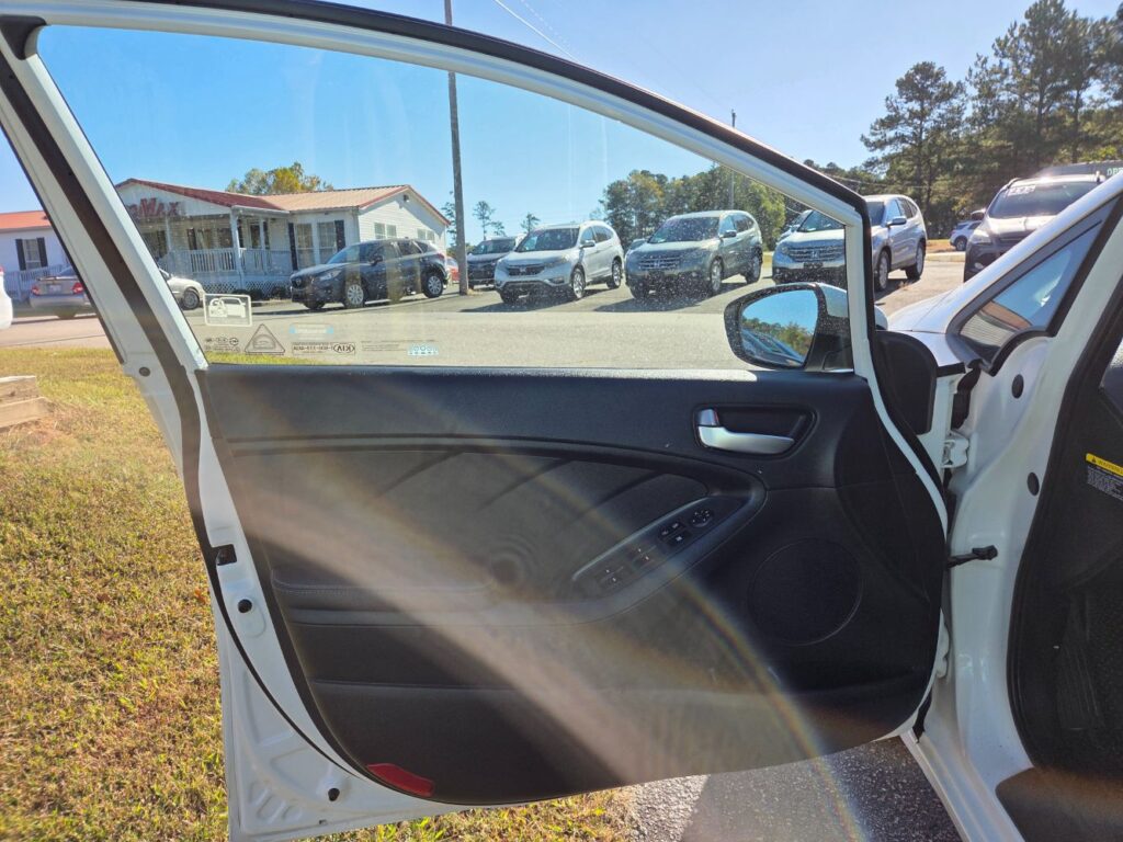 2017 Kia Forte LX 6A