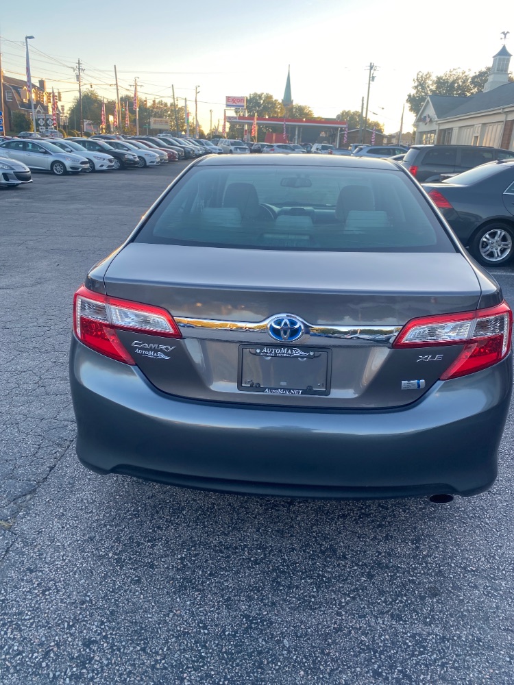 2013 Toyota Camry Hybrid LE | XLE