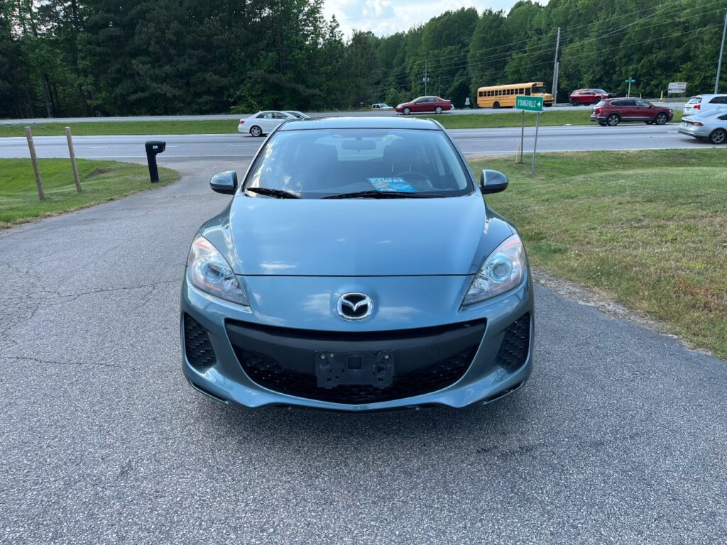 2013 Mazda 3 i Touring
