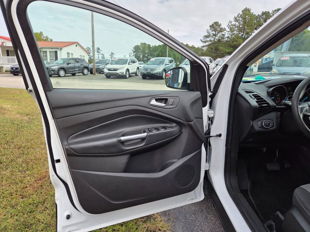 2018 Ford Escape SE FWD