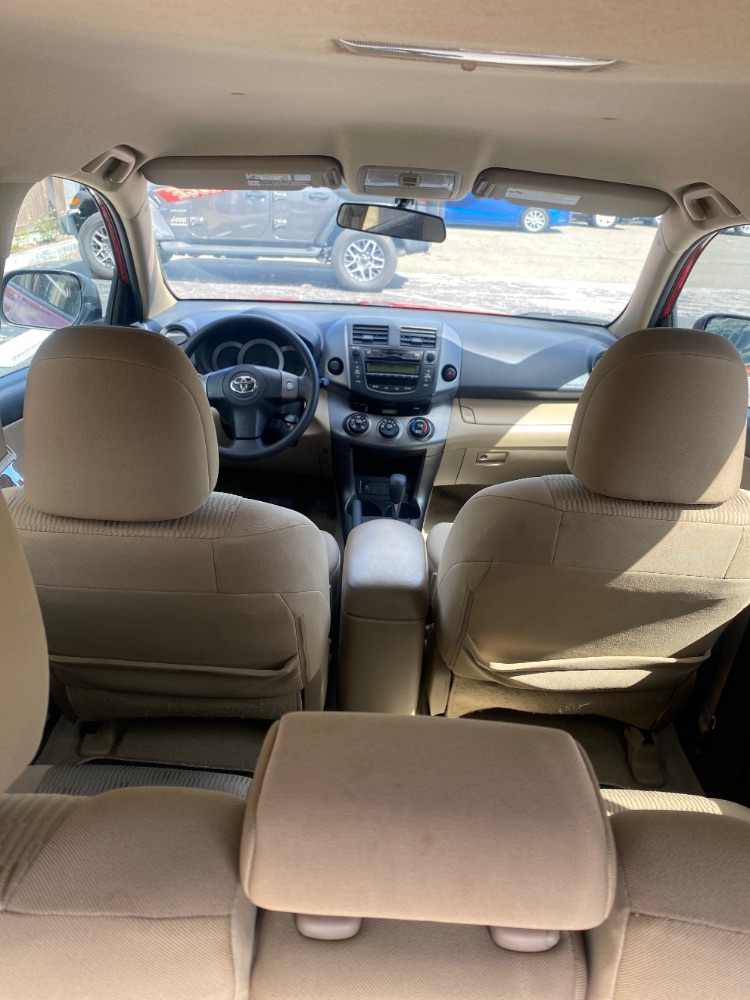 2011 Toyota RAV4 Base I4 2WD