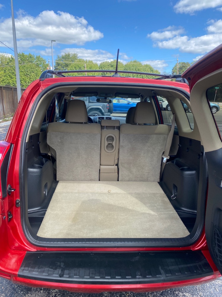 2011 Toyota RAV4 Base I4 2WD