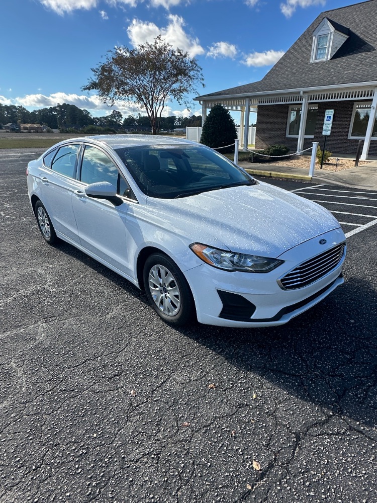 2019 Ford Fusion S